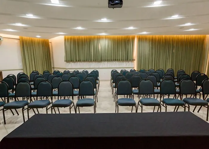 Tonello Business Hotel